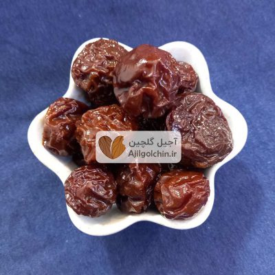 آلوچه سیاه مراغه