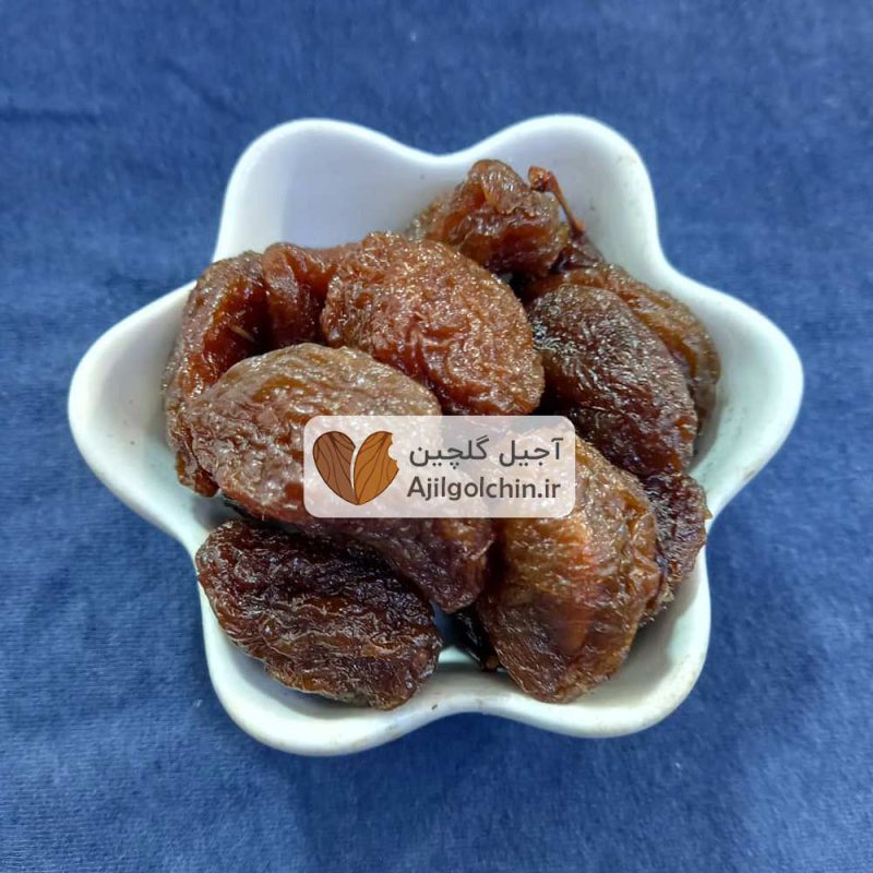 آلو بخارا مشکی