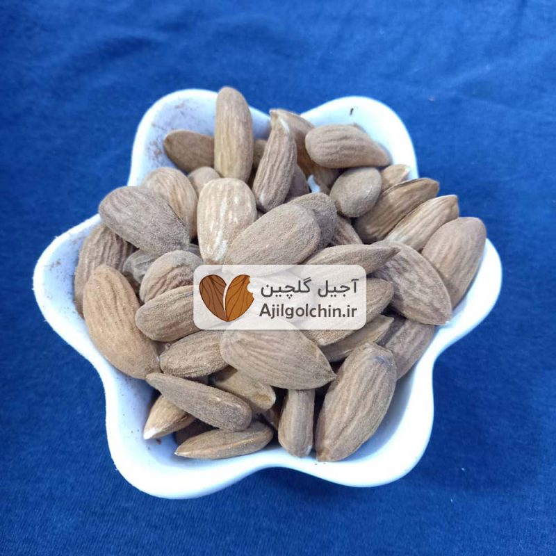 مغز بادام ایرانی