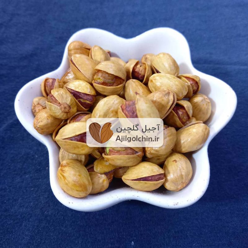پسته فندقی بوداده زعفرانی