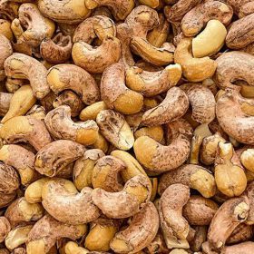 بادام هندی با پوست بوداده