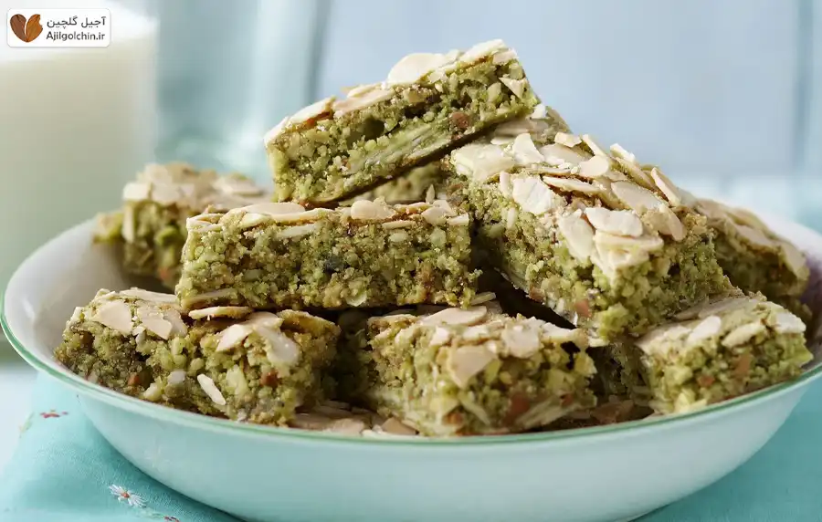 خلال پسته تهیه
